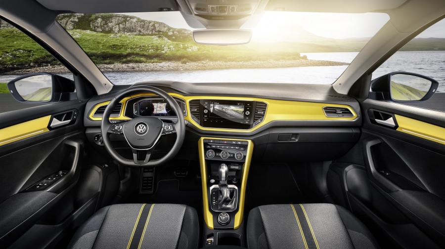 Торпедо Volkswagen T-Roc 4Motion 2017 года  (WW) (фото 13 из 59)